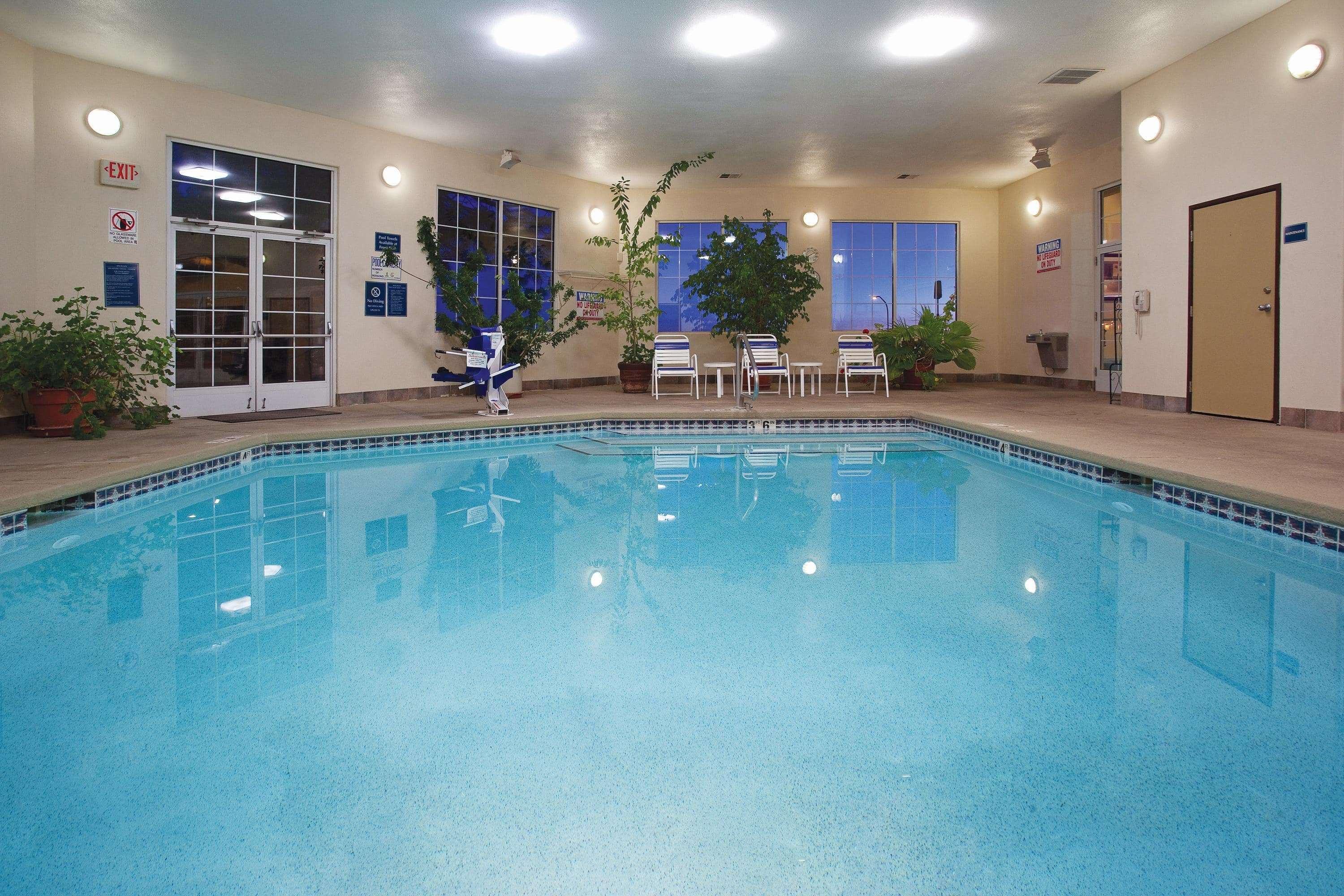 La Quinta By Wyndham Santa Rosa Hotel Екстериор снимка