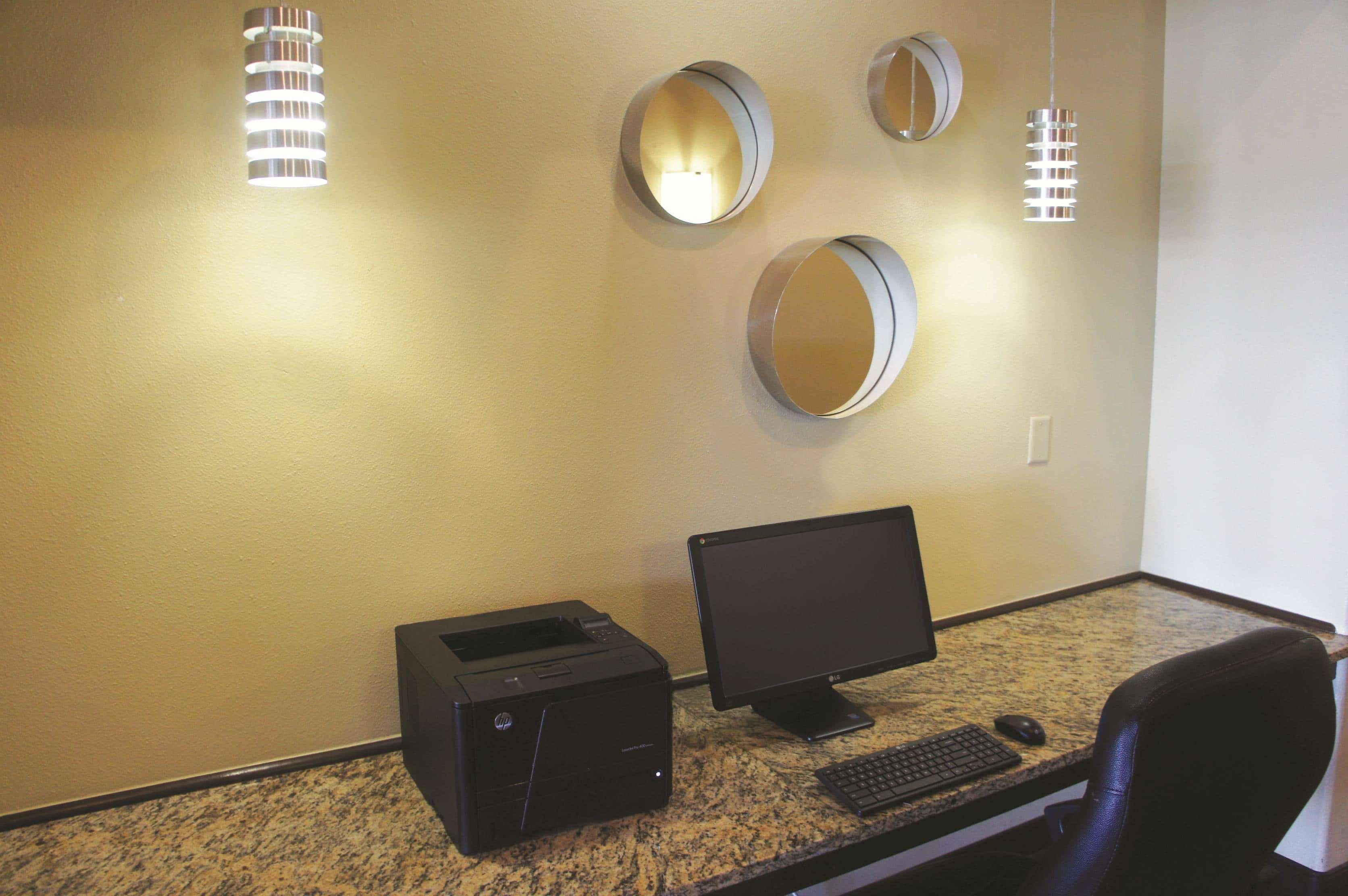 La Quinta By Wyndham Santa Rosa Hotel Екстериор снимка