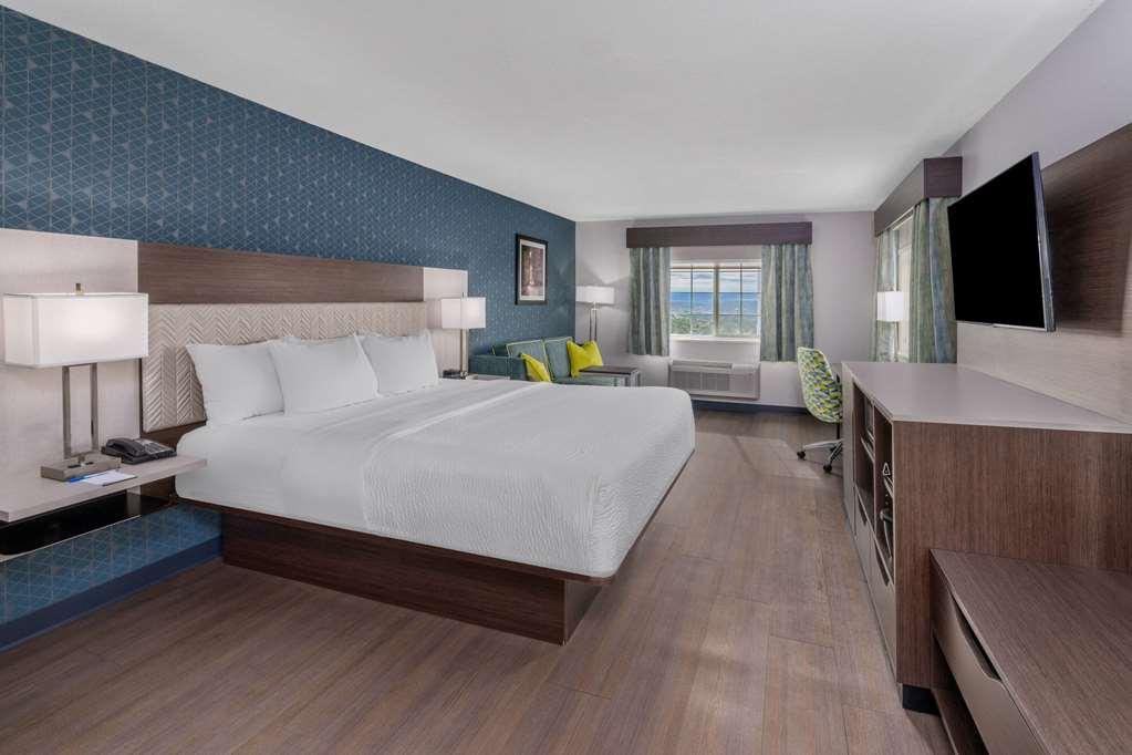 La Quinta By Wyndham Santa Rosa Hotel Стая снимка