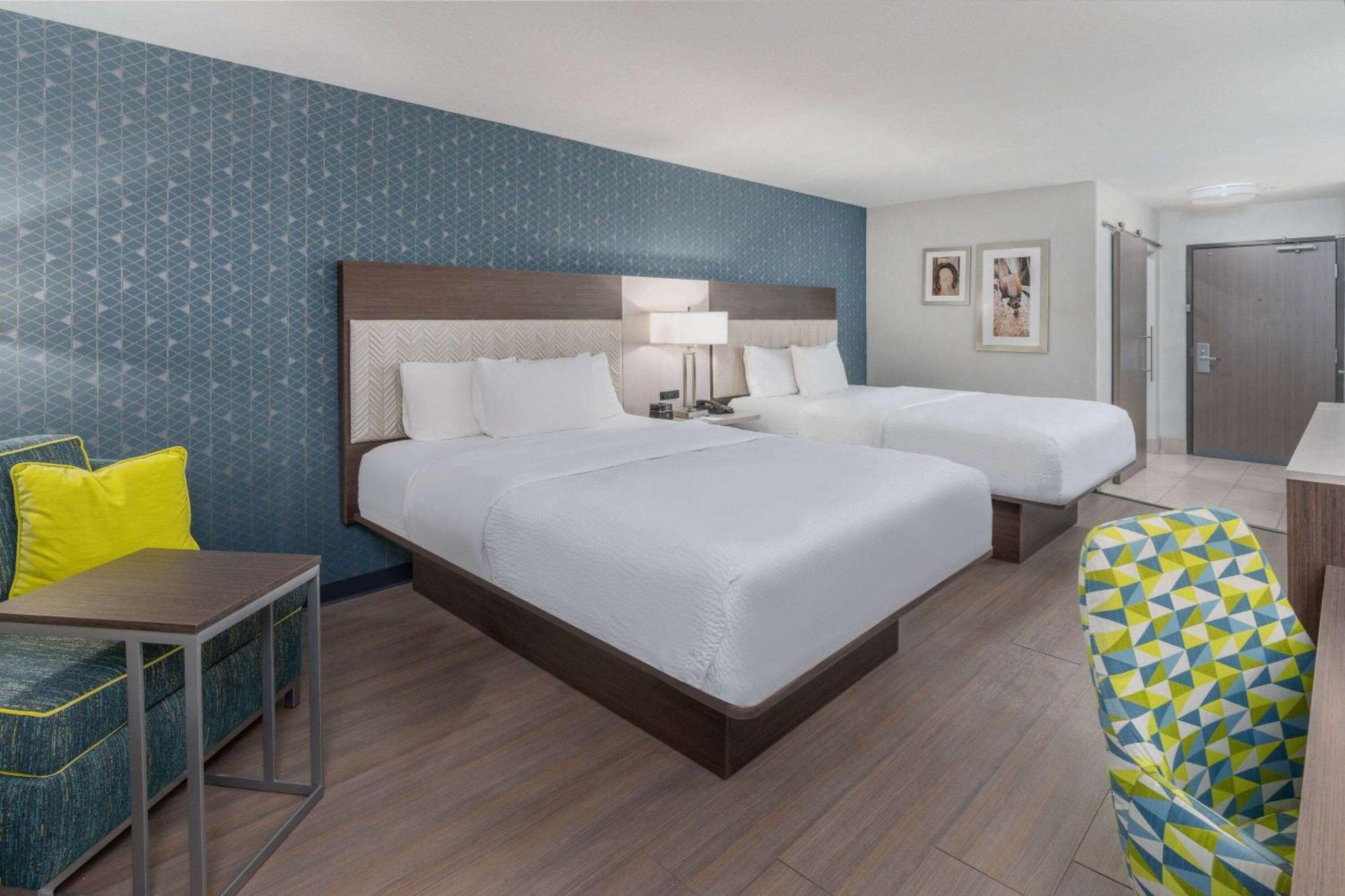 La Quinta By Wyndham Santa Rosa Hotel Екстериор снимка